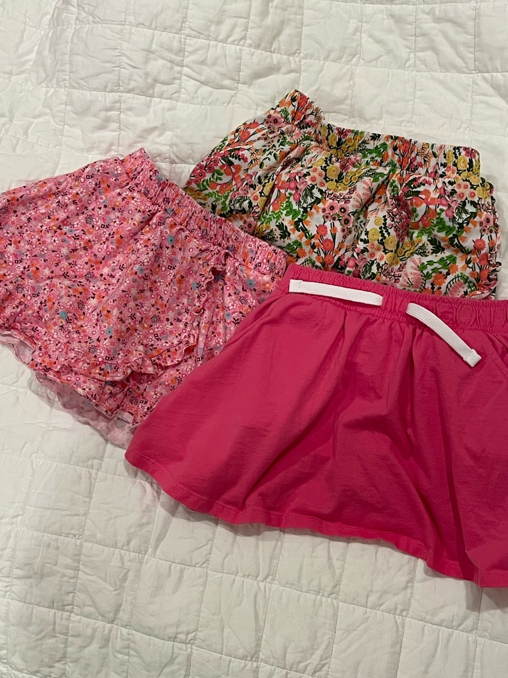 Amazon Girls' Bright Pink & Floral Skirt Set